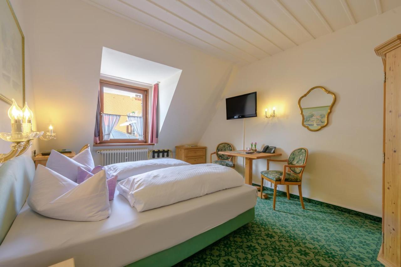 Hotel "Malerwinkel" Gmbh Seeon Seebruck Bagian luar foto
