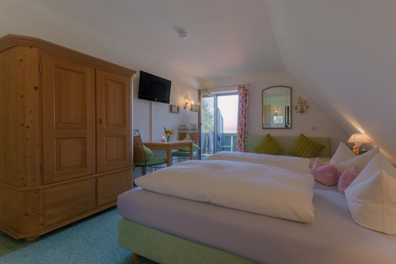 Hotel "Malerwinkel" Gmbh Seeon Seebruck Bagian luar foto