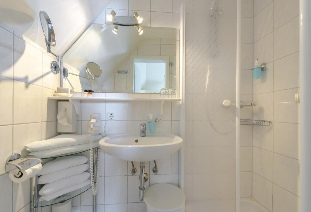 Hotel "Malerwinkel" Gmbh Seeon Seebruck Ruang foto